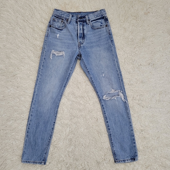 Levis 501s Skinny Jeans - Picture 10 of 16